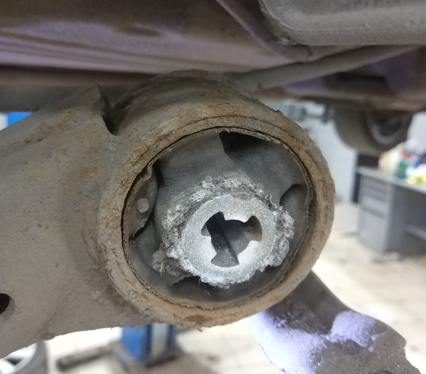 Ремонт подвески Киа Серато в Москве - сеть надежных автосервисов по ...